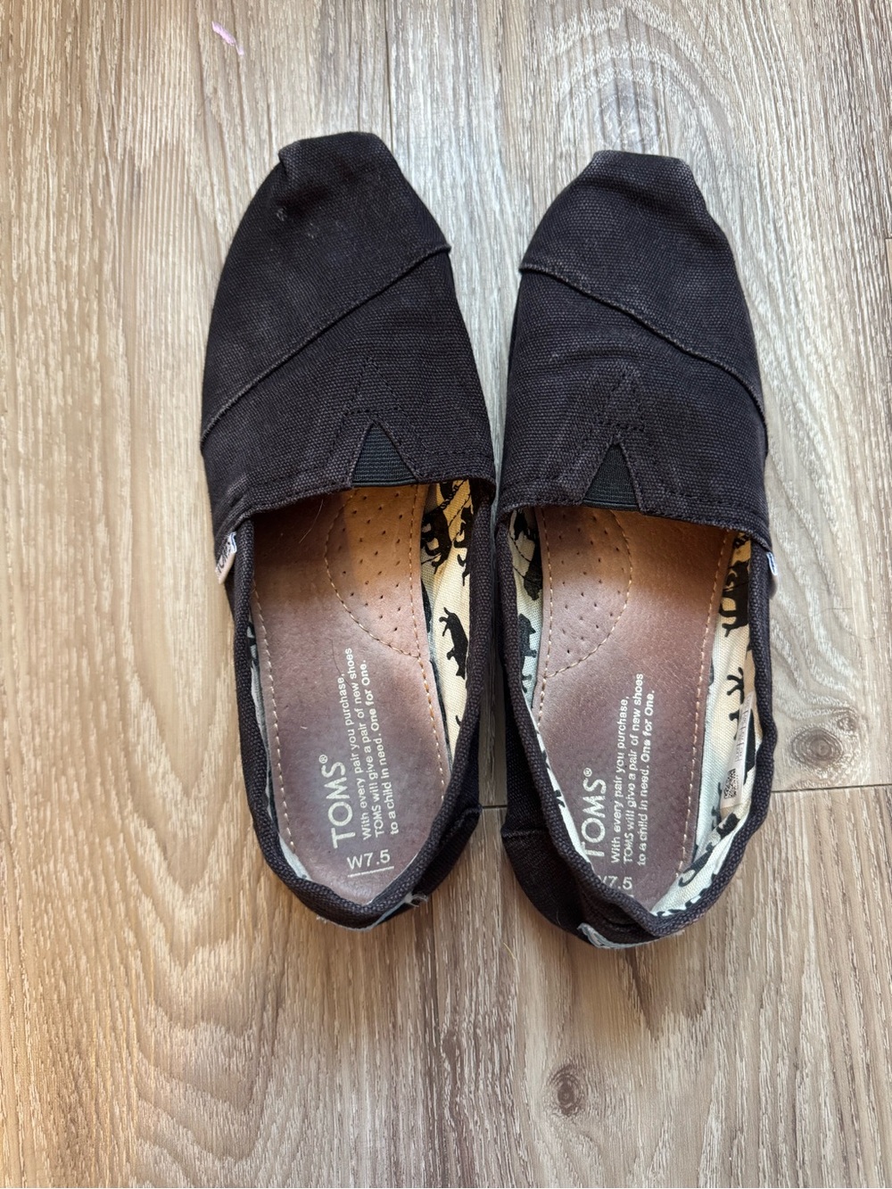 Toms Black Classic Canvas Slip-On Flats